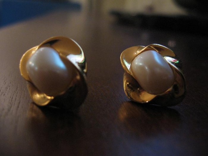 Vintage Richelieu Faux Pearl Earrings