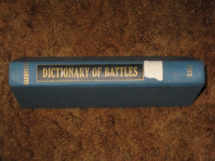 Dictionary of Battles Thomas Harbottle 1966 Edition HC Book