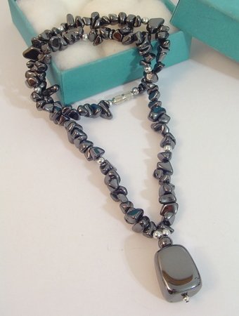 Semi Precious BLACK HEMATITE Pendant Necklace CHOKER