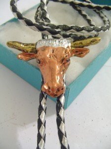 GOLD TONE BUFFALO Bull BOLO TIE WESTERN COWBOY NECKLACE