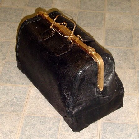 ANTIQUE 1904 Carson DOCTOR BAG Black Cowhide LEATHER