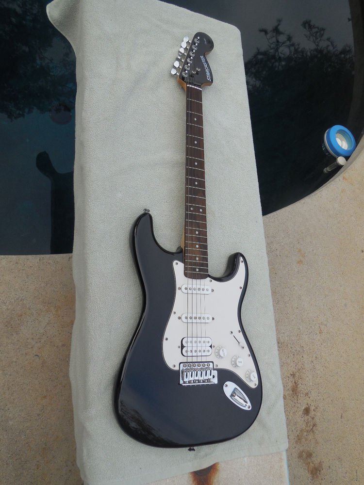 Fender Starcaster Affinity Stratocaster Guitar