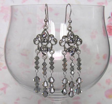 Sparkling Spectacle Black Diamond