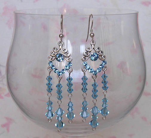 Loopy with Crystals Aquamarine