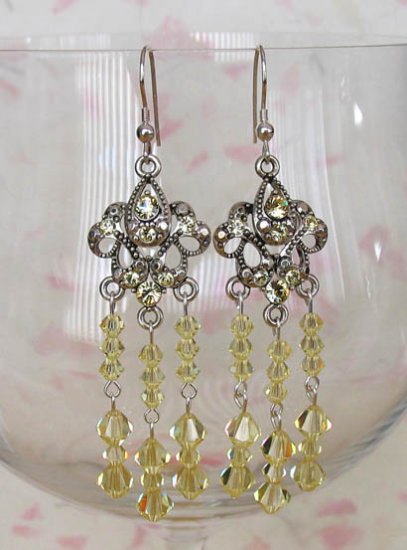 SPARKLING SPECTACLE JONQUIL