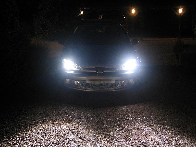 Peugeot 206 206+ 207 Bright White Replacement Light Bulbs for Headlamps Headlights Head Lamps Lights