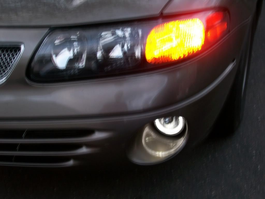 2000-2005 Pontiac Bonneville SE Angel Eye Fog Lamps Lights Kit