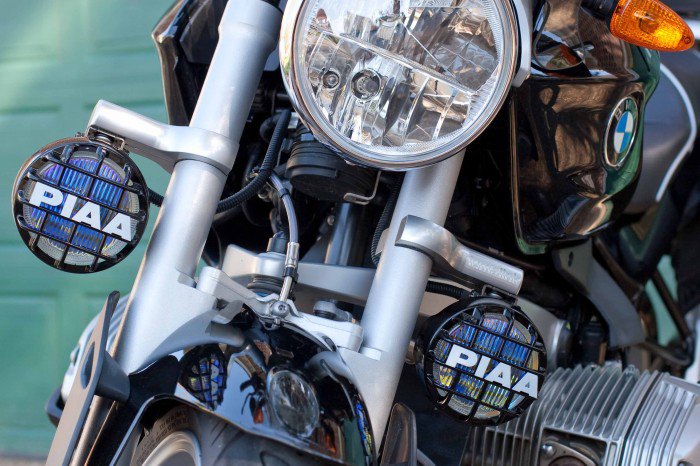 BMW R1200R PIAA 510 Star White Driving Lights Kit