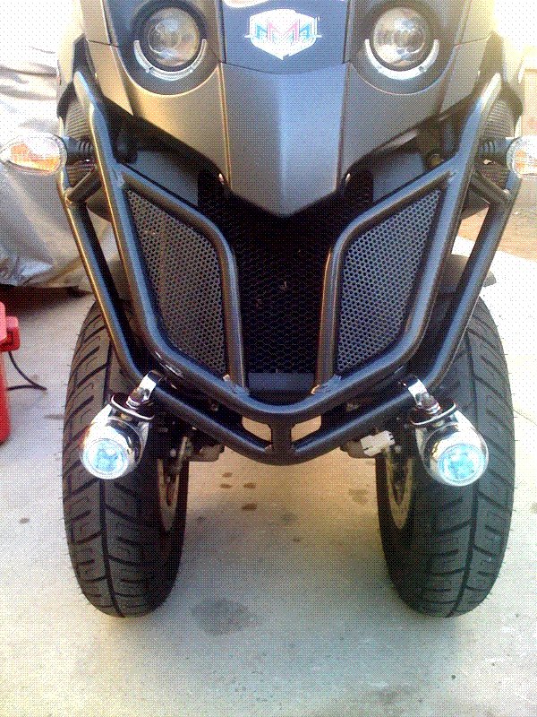 Piaggio MP3 PIAA 1100X Auxiliary Driving Lamps Kit