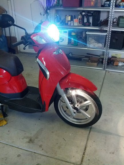 Aprilia Scarabeo Xenon HID Head Light Lamp Conversion Kit (all years)