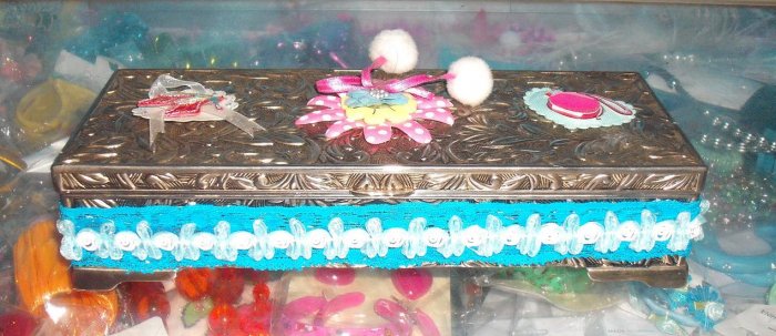 njewelrybox-02: Novelty vintage jewelry box