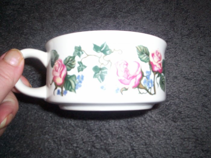 Potpourri Press Soup Mug by Christina