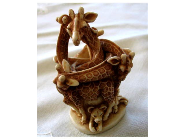 Harmony House Friends in High Places Giraffe