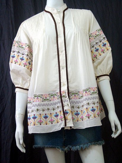 WHITE FLUFF SLEEVES BOHO FLORAL EMBROIDERY COTTON TOP