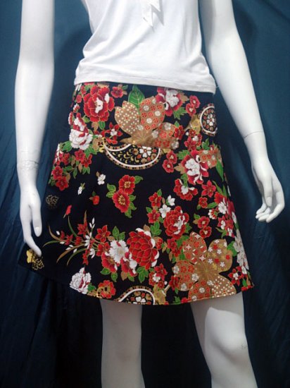 Black Vintage Style Japanese Floral Cotton Short Wraparound Skirt