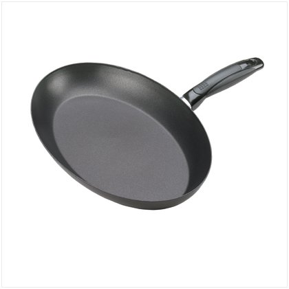 Pinnacle Oval Fish Frying Pan