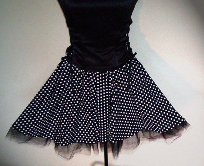 Pin-Up Girl --- Circle skirt with Crinoline Underlayer SC2-2014