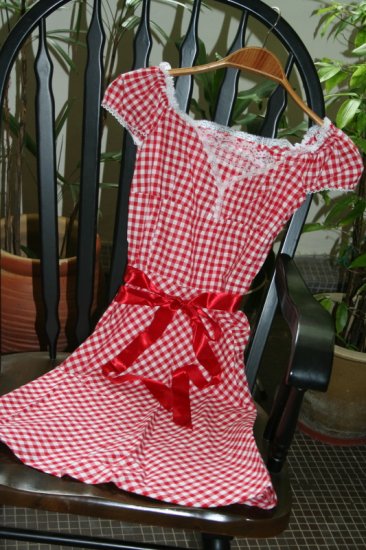 Stepford Wives Club (Red)