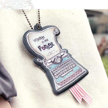 Quaint Retro Typewriter Design Luggage Bag Name Tag Charm