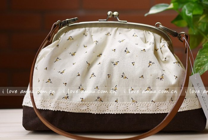 Sweet Zakka Style Big Cream With Dainty Brown Flowers Lace Trim Shoulder Bag