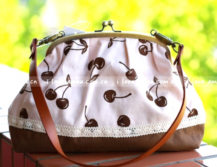 Sweet Zakka Style Big Cream Brown Cherry Fruit Lace Trim Shoulder Bag
