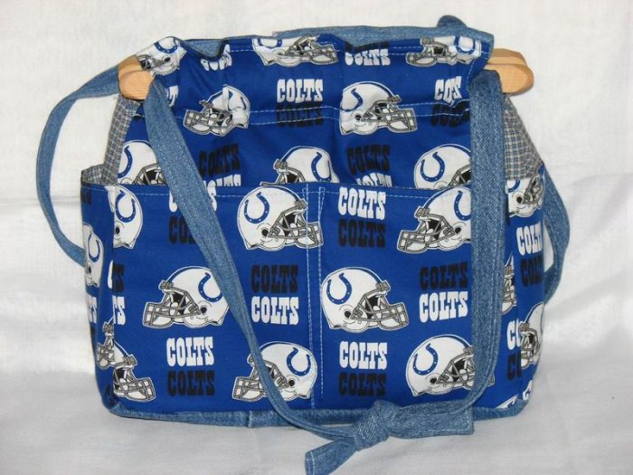 handbag, Indianapolis Colts fabric ,quilt, reversible, organizing purse