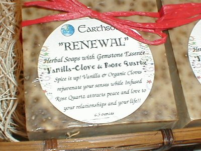 RENEWAL Vanilla Clove Spice Rose Quartz Earthsong Soap