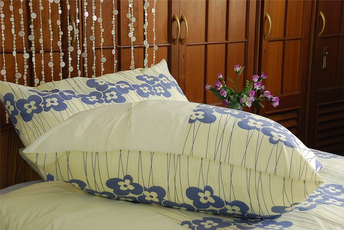 NEW luxury single / twin duvet cover & PC 350 TC Morning Meadows Collection. FREE GLOBAL S & H