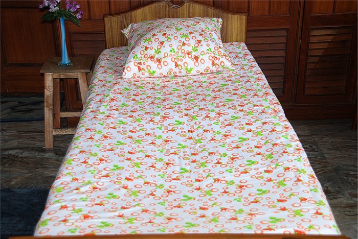 New Luxury single / twin cotton flannelle sheet set with pillowcase 425 gsm. Rings & roses orange