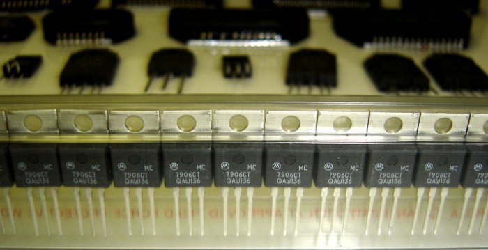 MC7906CT/7906/7906CT Motorola Voltage Regulator - 5 Pcs