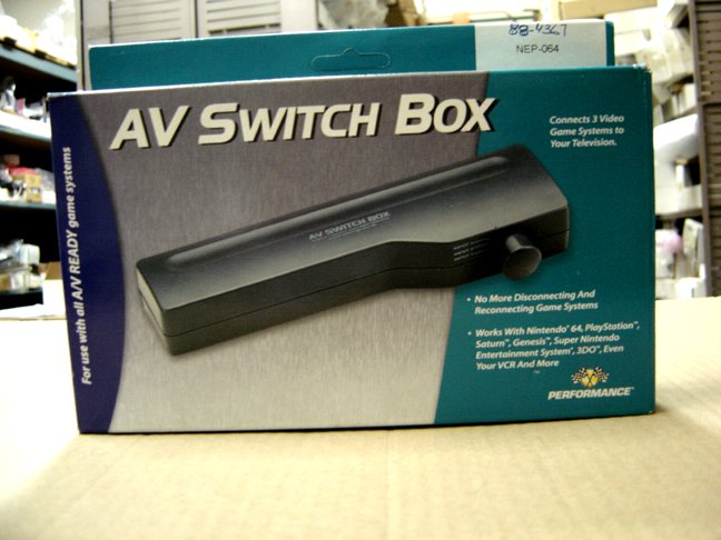 AV Switch Box Performance Connects 3 Video Games to Television