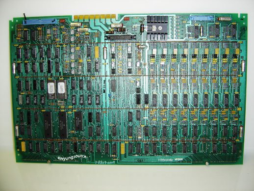 811-3000-01 / S077041127 SUN SYSTEMS MAIN CIRCUIT BOARD