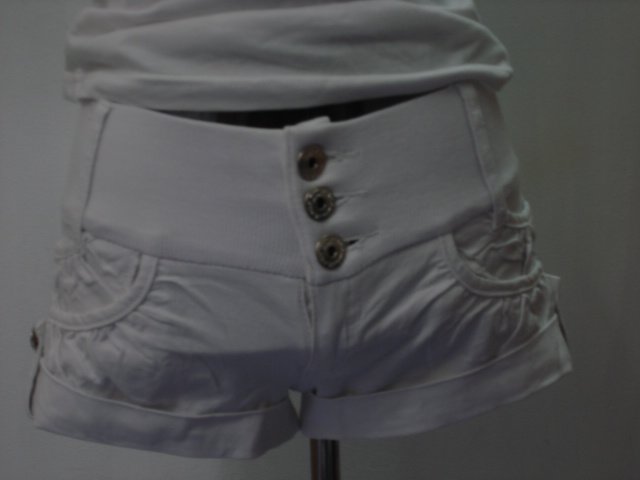 Button shorts