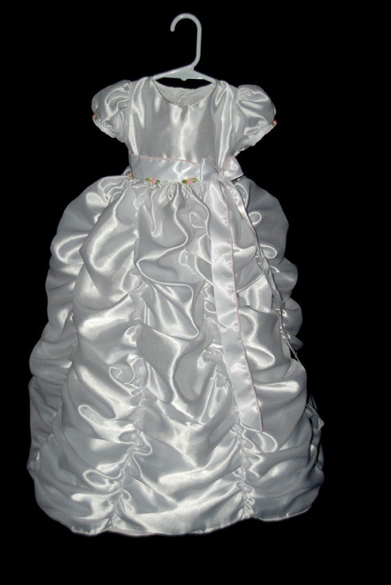 Isabella Handmade Christening Gown 9-12 Months