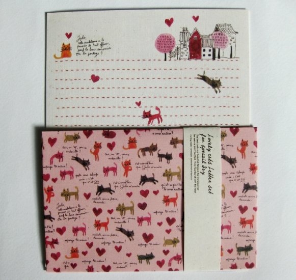 Cute Artbox Heart and Cats in Town Letter Set