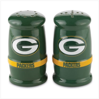 Sculpted Salt & Pepper Shakers- Green Bay Packers