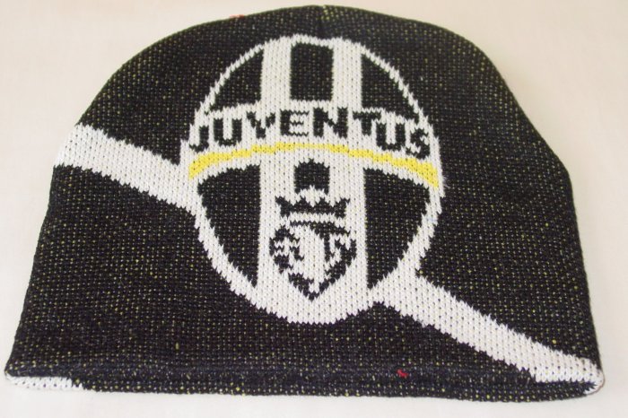 JUVENTUS BEANIE/SKULL CAP SOCCER BRONX CAP WE SHIP USPS