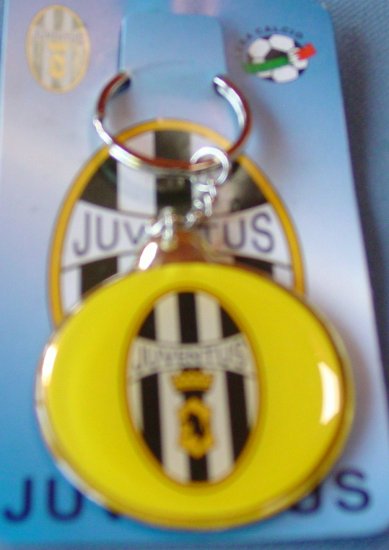 JUVENTUS KEYCHAIN SOCCER KEYRING- WE SHIP USPS #ARLGP
