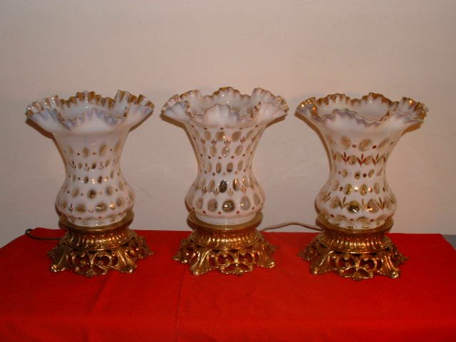 Fenton Coin Dot French Opalescent Lamp With Gold.
