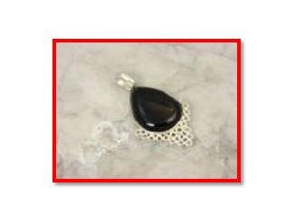 Black onyx pendant in .925 silver
