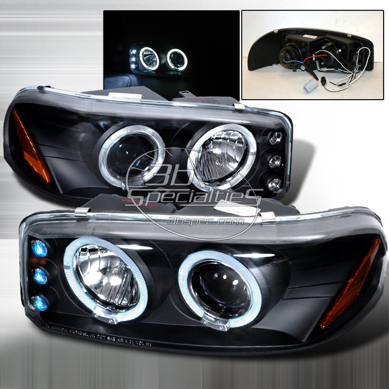 Spec-D: 00-06 GMC Sierra; Projector Headlights (Black)