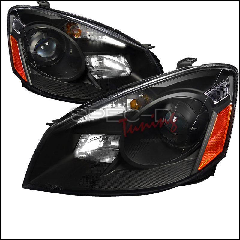 Spec-D: 05-06 Nissan Altima Projector Headlights (Black)