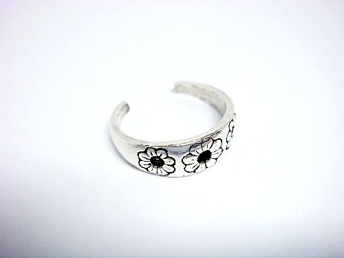 925 Sterling Silver Flower Oxidized Adjustable Toe Ring