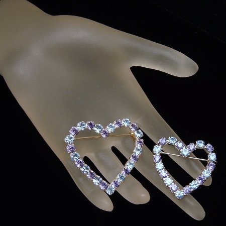 Vintage 2 Hearts Brooch Pin Set Prong Set Purple Rhinestones