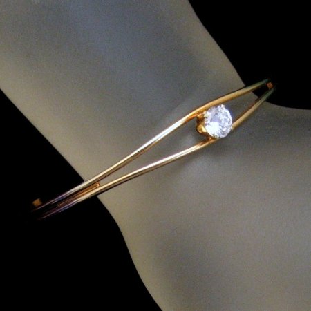 Vintage Bracelet Pretty Open Wire Bangle Rhinestone