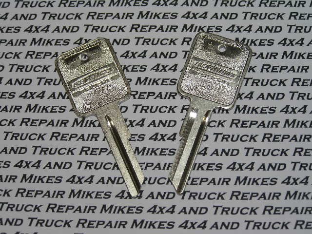 2 Freightliner Semi Heavy truck tractor key blanks keys blank factory OEM