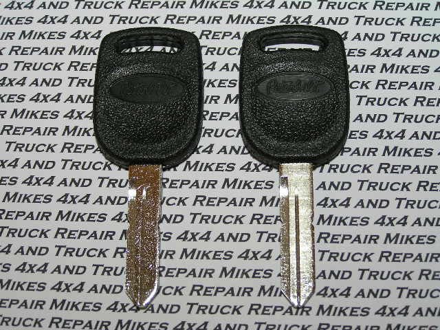 2 Peterbilt truck tractor factory OEM plastic head key blank blanks with Pete Logo