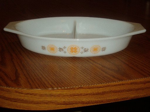 Pyrex Divided Casserole Dish Town and Country Pattern