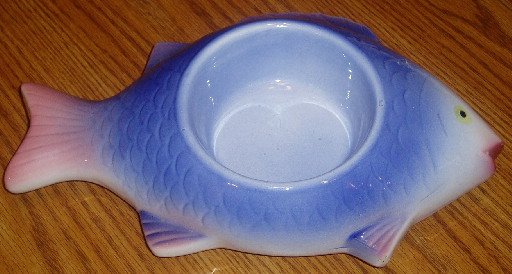 Doggiduds Fish Shaped Cat Feline Feeder/Food Dish