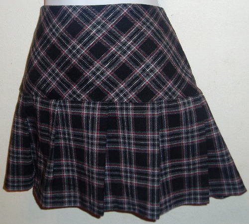Star City Junior's Size 7 Black Red Plaid Mini Skirt Pleated
